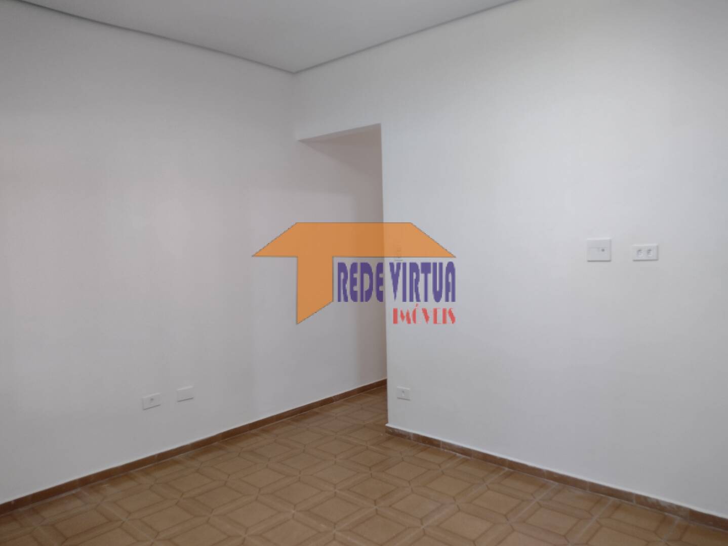 Casa para alugar com 2 quartos, 110m² - Foto 6