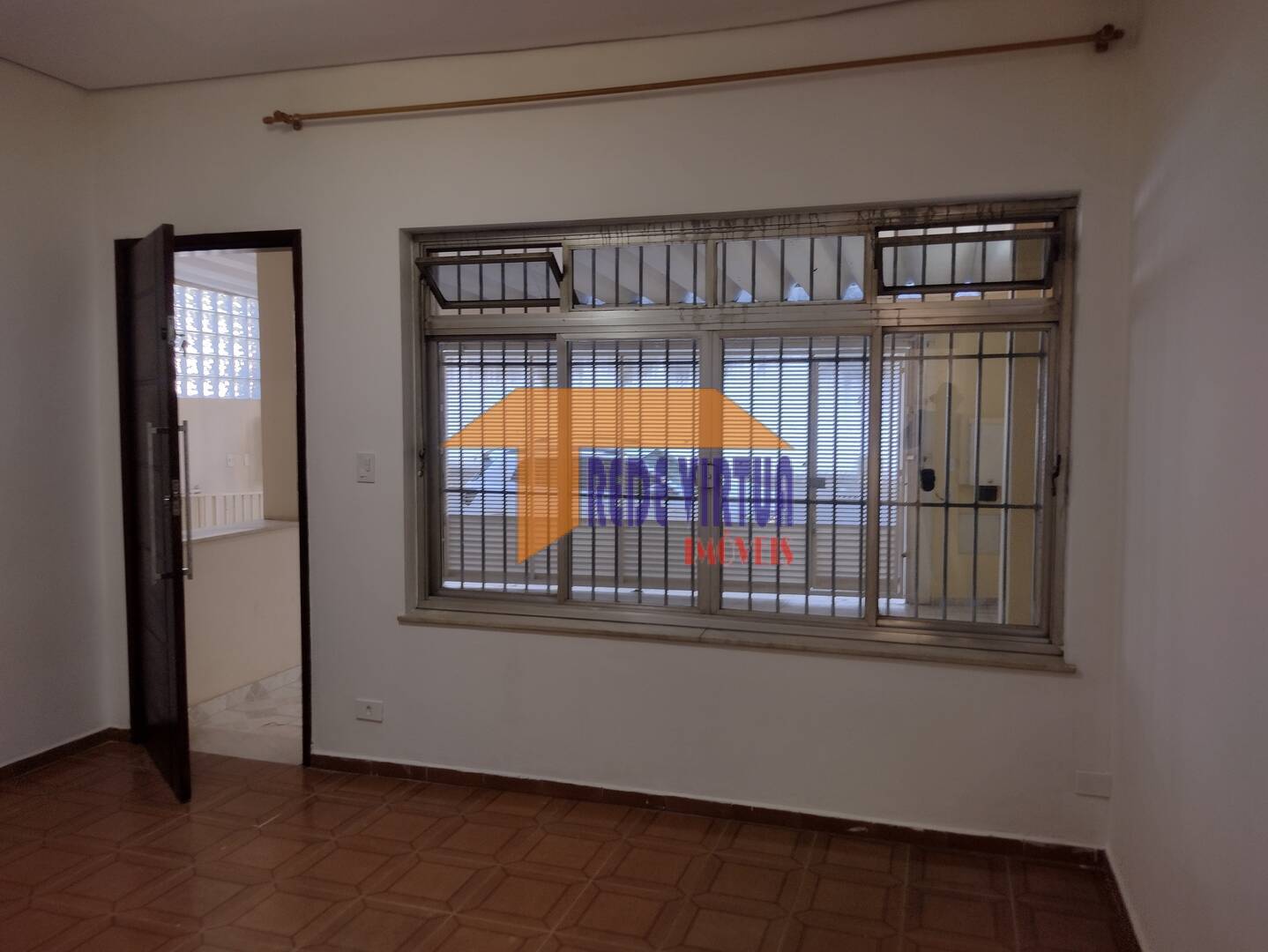 Casa para alugar com 2 quartos, 110m² - Foto 5